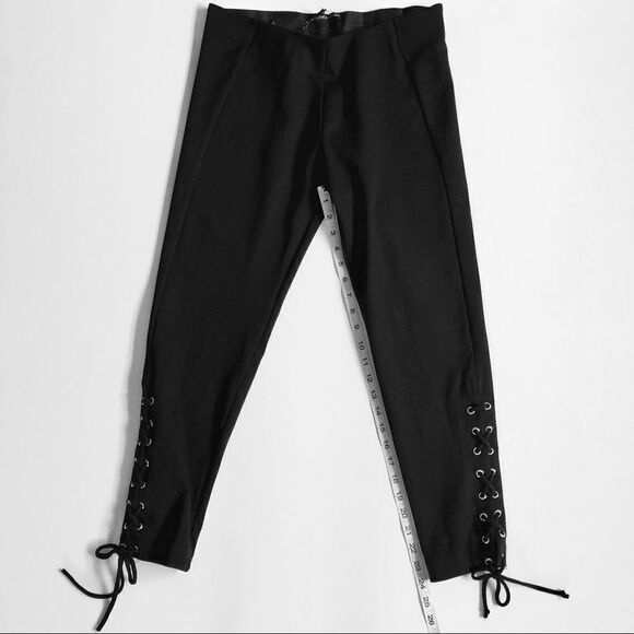 Black Legging! Retail $68 - Picture 5 of 7